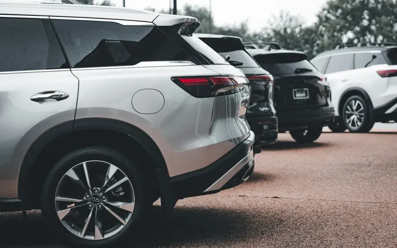 Leasing ili kupnja vozila za tvrtku — Što je isplativije